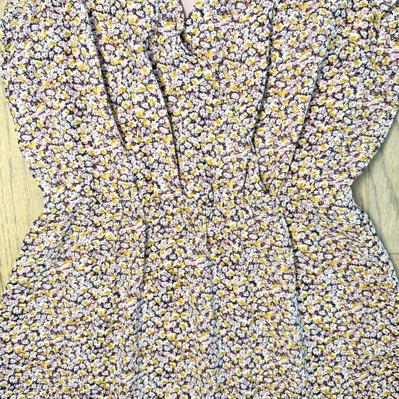 All In Favor Women’s Floral Flutter Sleeve Hi Low Ruffle Hem Lined Dress Size S - Picture 3 of 12
